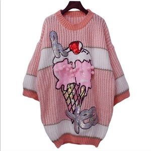 Reserved beautiful oversized sweater